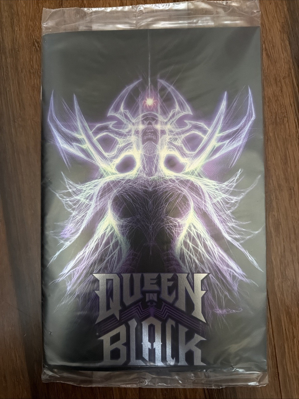 Queen In Black #1  Patrick Gleason Exclusive Display Box Variant Marvel 20260